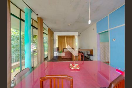 Sala de casa à venda com 5 quartos, 247m² em Salgado Filho, Belo Horizonte