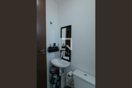 Banheiro de apartamento para alugar com 2 quartos, 43m² em Juliana, Belo Horizonte