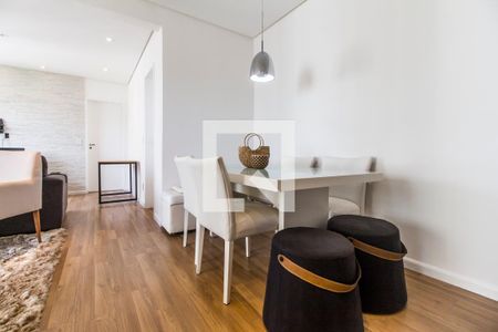 Sala de Jantar de apartamento para alugar com 1 quarto, 76m² em Jardim Tupanci, Barueri