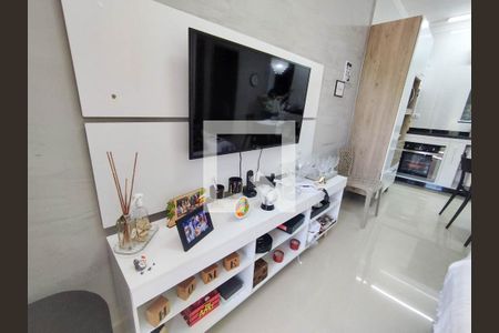 Sala de casa de condomínio à venda com 2 quartos, 50m² em Vila Carrão, São Paulo