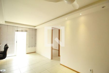 Sala de apartamento à venda com 3 quartos, 77m² em Jacarepaguá, Rio de Janeiro