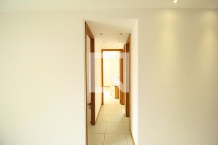 Sala - Corredor de apartamento à venda com 3 quartos, 77m² em Jacarepaguá, Rio de Janeiro