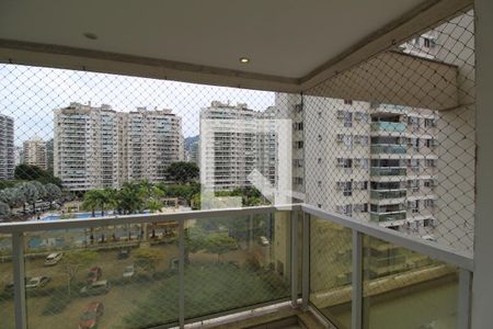 Sala - Varanda de apartamento à venda com 3 quartos, 77m² em Jacarepaguá, Rio de Janeiro