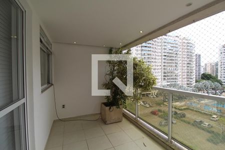Sala - Varanda de apartamento à venda com 3 quartos, 77m² em Jacarepaguá, Rio de Janeiro