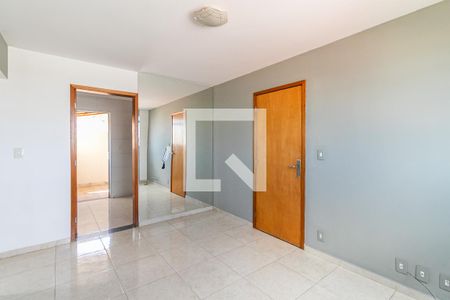 Sala de apartamento à venda com 2 quartos, 57m² em Alvorada, Contagem