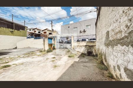 Garagem de casa à venda com 6 quartos, 600m² em Vila Guaca, São Paulo
