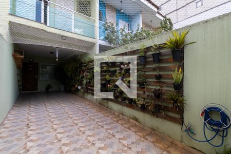 Garagem de casa à venda com 3 quartos, 143m² em Vila Ré, São Paulo