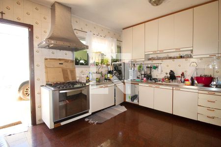 Cozinha de casa à venda com 6 quartos, 233m² em Alto de Pinheiros, São Paulo
