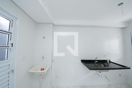 Cozinha de apartamento para alugar com 1 quarto, 36m² em Vila Carrão, São Paulo