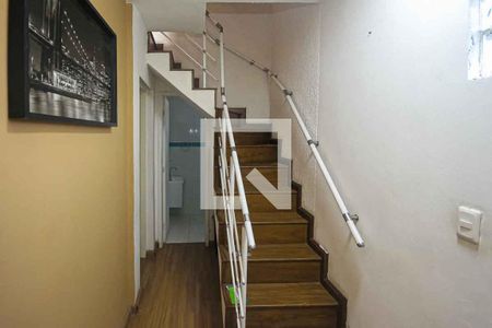 Corredor de casa à venda com 3 quartos, 140m² em Cidade Continental, São Paulo