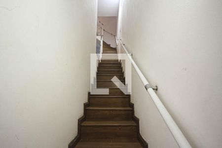 Escada de casa à venda com 3 quartos, 140m² em Cidade Continental, São Paulo