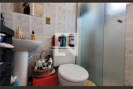 Banheiro da suíte de apartamento à venda com 3 quartos, 80m² em Vila Humaita, Santo André