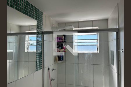 Banheiro de casa de condomínio à venda com 2 quartos, 48m² em Vila Carminha, Campinas