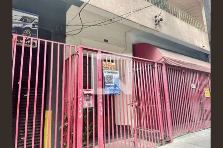 Placa de apartamento à venda com 2 quartos, 117m² em Barra Funda, São Paulo