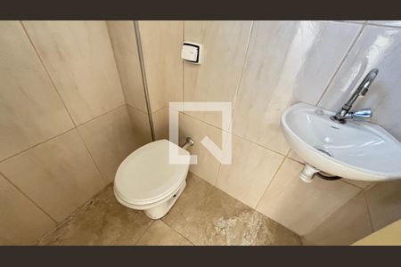 Área de Serviço - Banheiro de apartamento à venda com 2 quartos, 70m² em Vila Santa Teresa, Santo André