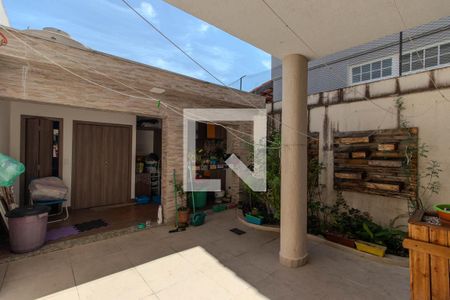 Quintal de casa à venda com 3 quartos, 150m² em Vila Dom Pedro Ii, São Paulo
