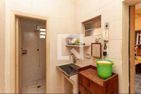 Banheiro da área de Serviço de casa à venda com 4 quartos, 120m² em Pompeia, São Paulo