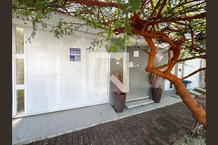 Fachada/Plaquinha Quinto Andar de casa de condomínio à venda com 4 quartos, 320m² em Barra da Tijuca, Rio de Janeiro