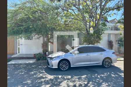 Fachada de casa de condomínio à venda com 4 quartos, 320m² em Barra da Tijuca, Rio de Janeiro