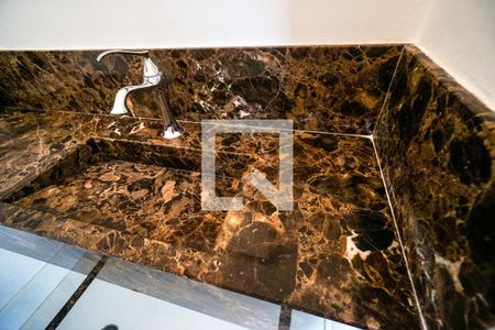 Lavabo de apartamento para alugar com 4 quartos, 285m² em Vila Gomes Cardim, São Paulo