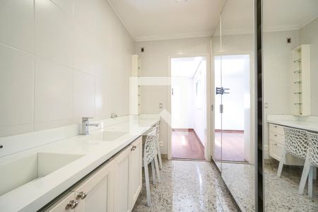 Banheiro da suíte 03 de apartamento à venda com 4 quartos, 285m² em Vila Gomes Cardim, São Paulo