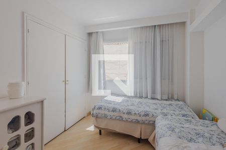 Quarto 1 de apartamento à venda com 3 quartos, 140m² em Jardim Paulistano, São Paulo