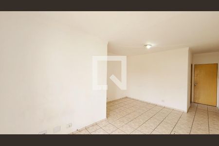 Sala de apartamento para alugar com 3 quartos, 76m² em Anhangabaú, Jundiaí