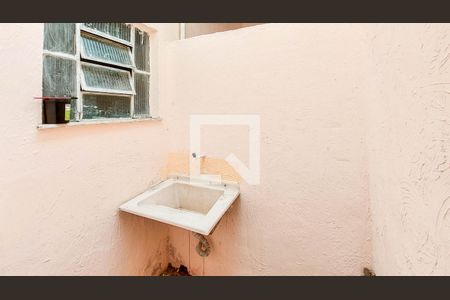 Área de Serviço de apartamento para alugar com 2 quartos, 60m² em Parque Ulisses, Nova Iguaçu