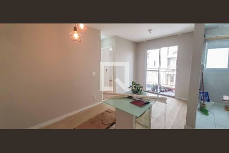 Sala de apartamento à venda com 2 quartos, 43m² em Padroeira, Osasco