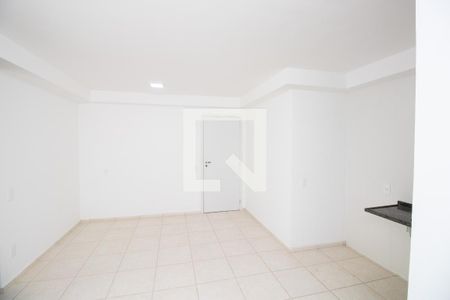 Sala de apartamento para alugar com 2 quartos, 47m² em Barra Olímpica, Rio de Janeiro