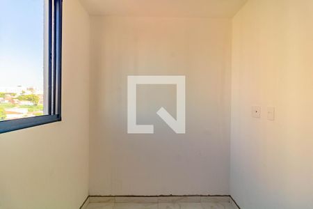 Quarto 1 de apartamento para alugar com 2 quartos, 38m² em Vila Mira, São Paulo