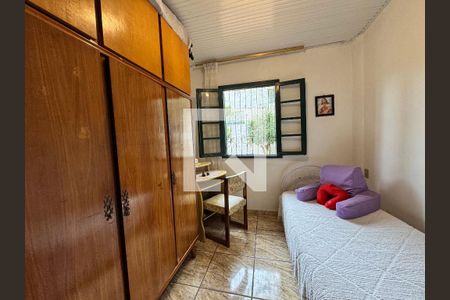 Quarto 2 de casa à venda com 3 quartos, 130m² em Scharlau, São Leopoldo