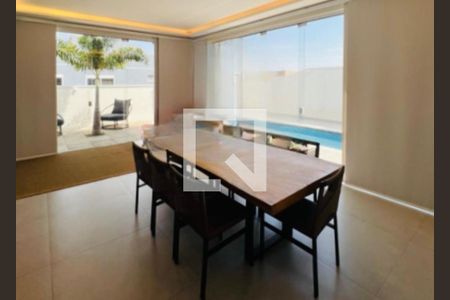 Foto 13 de casa de condomínio à venda com 3 quartos, 250m² em Swiss Park, Campinas