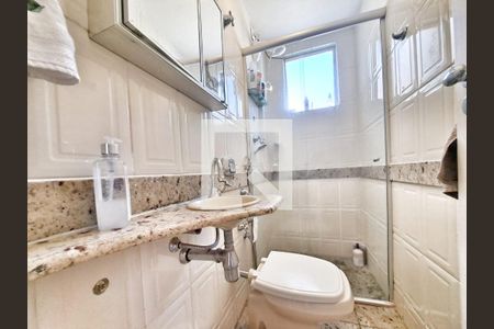 Banheiro de apartamento à venda com 4 quartos, 240m² em Buritis, Belo Horizonte