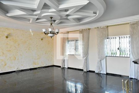 Sala de casa à venda com 4 quartos, 500m² em Planalto Paulista, São Paulo