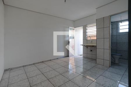 Studio de casa para alugar com 1 quarto, 34m² em Jardim Layr, Mogi das Cruzes