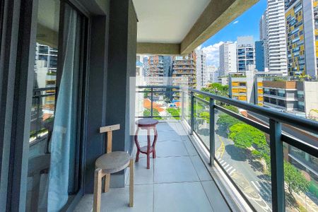 Varanda de kitnet/studio para alugar com 1 quarto, 46m² em Sumarezinho, São Paulo
