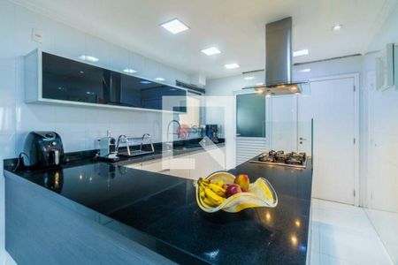 Apartamento à venda com 3 quartos, 350m² em Vila Regente Feijó, São Paulo