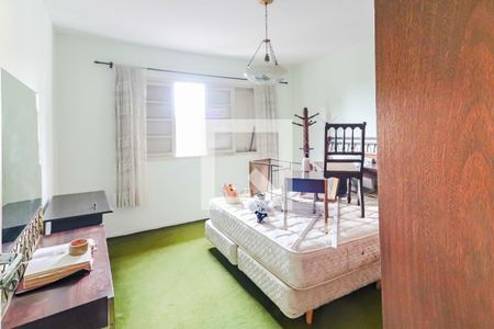 Casa A - Quarto 2 de casa à venda com 4 quartos, 220m² em Jardim Bonfiglioli, São Paulo