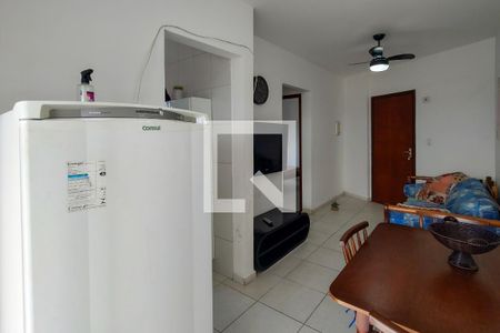 Sala de apartamento para alugar com 1 quarto, 69m² em Nova Mirim, Praia Grande