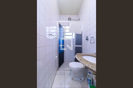 Área de Serviço - Banheiro de casa à venda com 3 quartos, 220m² em Vila Sao Francisco (zona Sul), São Paulo