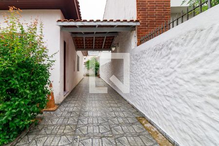Garagem de casa à venda com 3 quartos, 220m² em Vila Sao Francisco (zona Sul), São Paulo