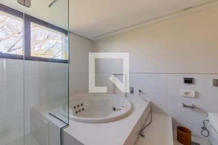 Suíte 2 Banheiro de apartamento à venda com 5 quartos, 620m² em Três Figueiras, Porto Alegre