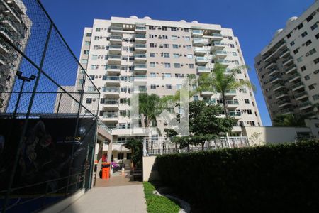Fachada  de apartamento à venda com 2 quartos, 57m² em Penha, Rio de Janeiro