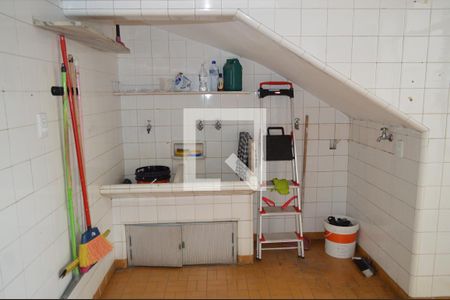 Área de serviço de casa à venda com 4 quartos, 220m² em Vila Clementino, São Paulo