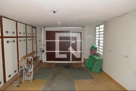 Garagem de casa à venda com 4 quartos, 220m² em Vila Clementino, São Paulo
