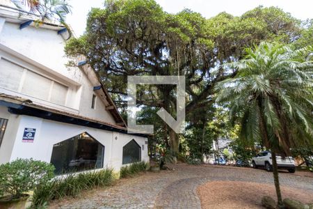 Fachada de casa para alugar com 4 quartos, 400m² em Pedra Redonda, Porto Alegre