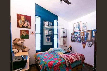 Casa à venda com 3 quartos, 220m² em Água Rasa, São Paulo