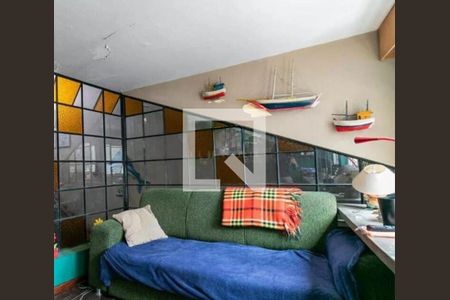 Casa à venda com 3 quartos, 220m² em Água Rasa, São Paulo