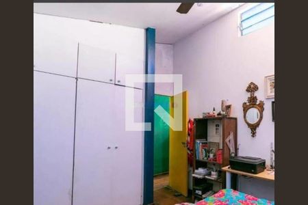 Casa à venda com 3 quartos, 220m² em Água Rasa, São Paulo